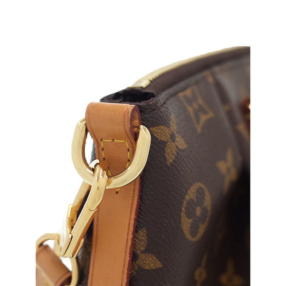 Louis Vuitton Monogram Turen Bag - Picture 7 of 8